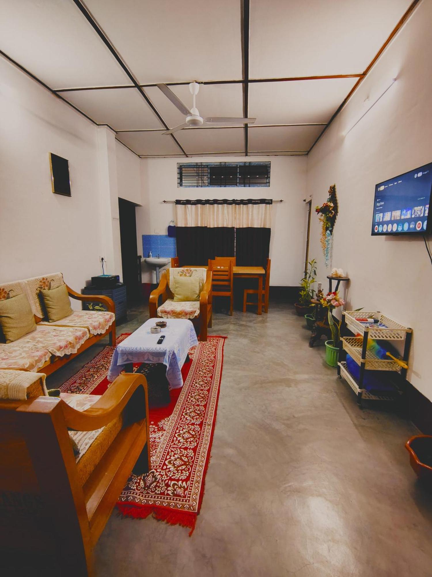 Gayatri Homestay Dibrugarh Eksteriør billede